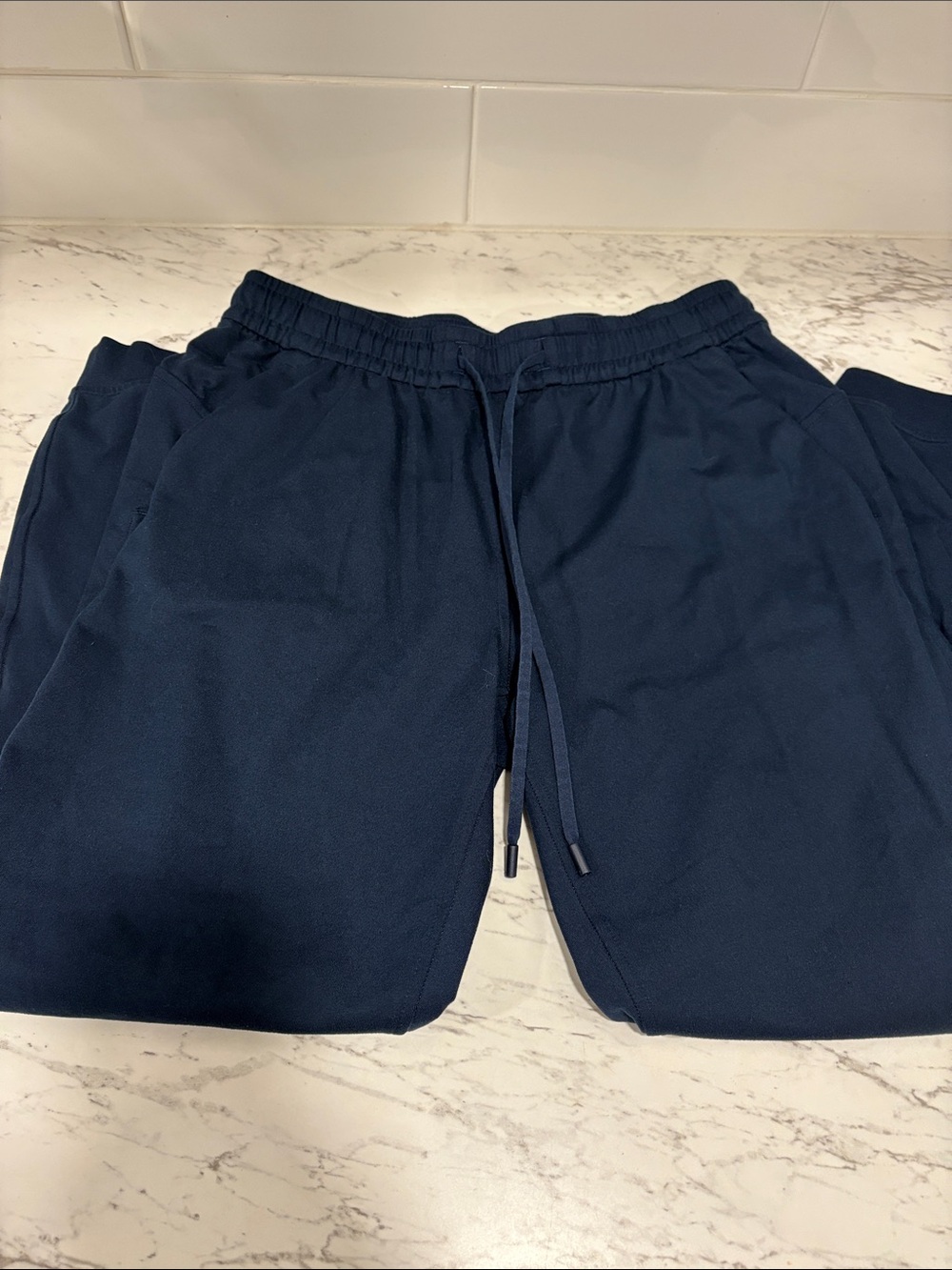 Lululemon Soft Jersey Classic-Fit Mid-Rise Jogger - Picture 4 of 10